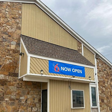 Motel 6 Ada Ok Luaran gambar